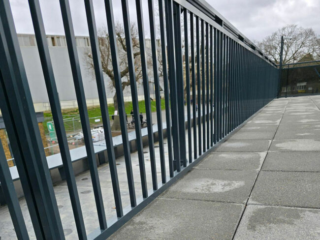 Panorama P-TK freestanding roof terrace with integrated balustrade at Kingsdale School, UK.