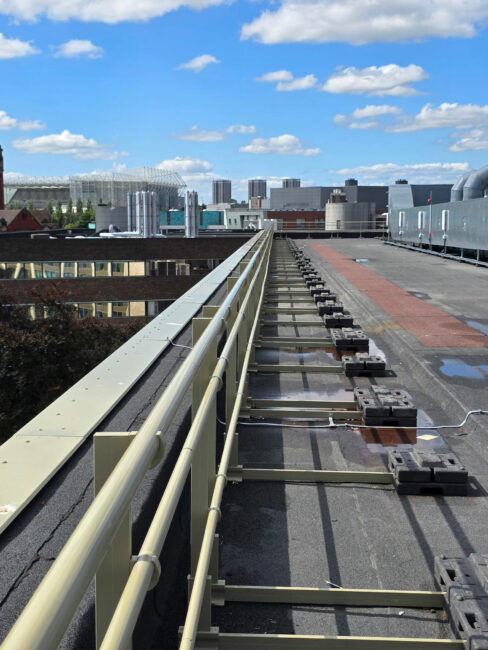 dani-alu-barrial-freestanding-balustrade-newcastle-university7